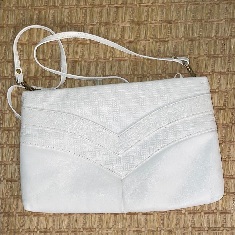 Elegant White Shoulder purse